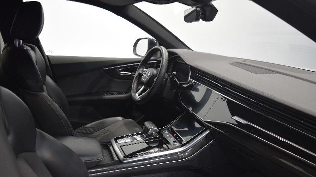 Foto 9 Audi Q8 50 TDI quattro 210 kW (286 CV) tiptronic