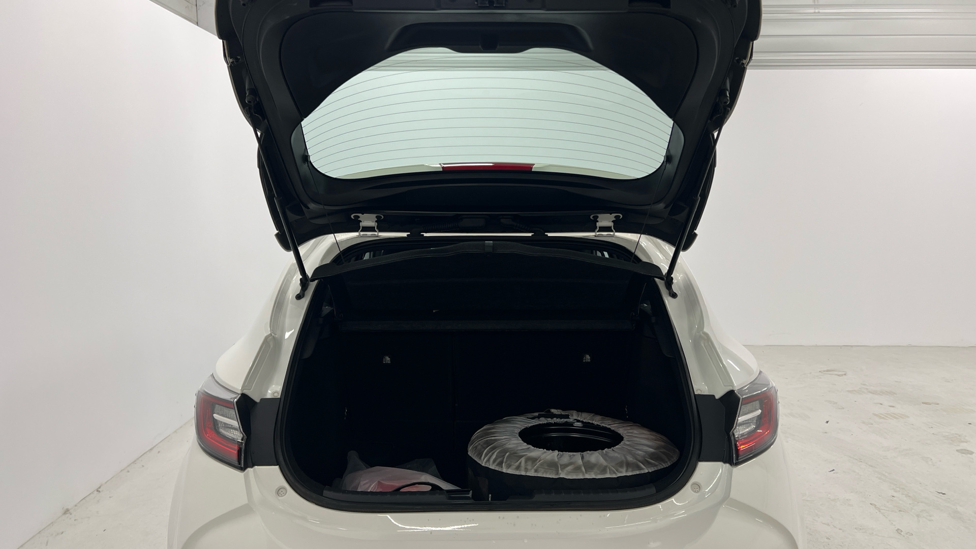 Toyota Corolla Touring Sports 125H - 9