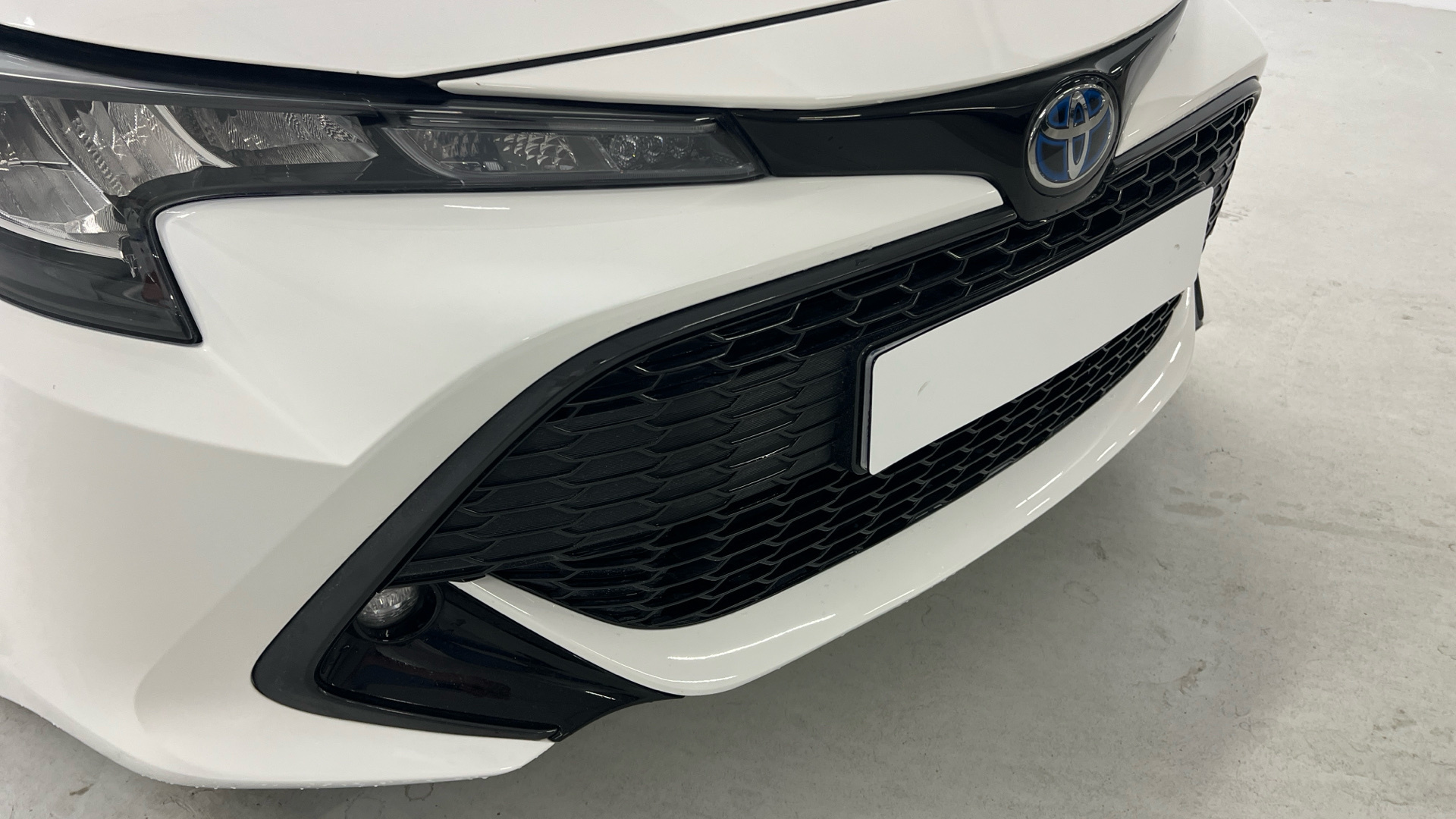 Toyota Corolla Touring Sports 125H - 21