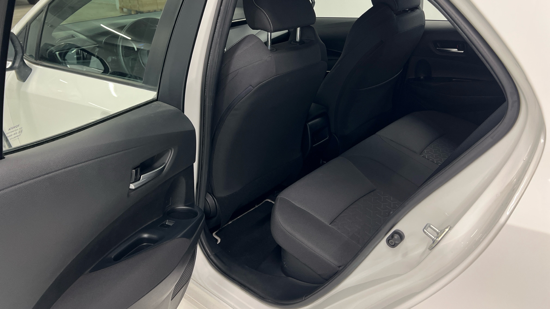Toyota Corolla Touring Sports 125H - 28