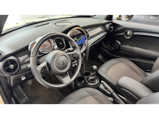 MINI MINI Cabrio One 75 kW (102 CV)