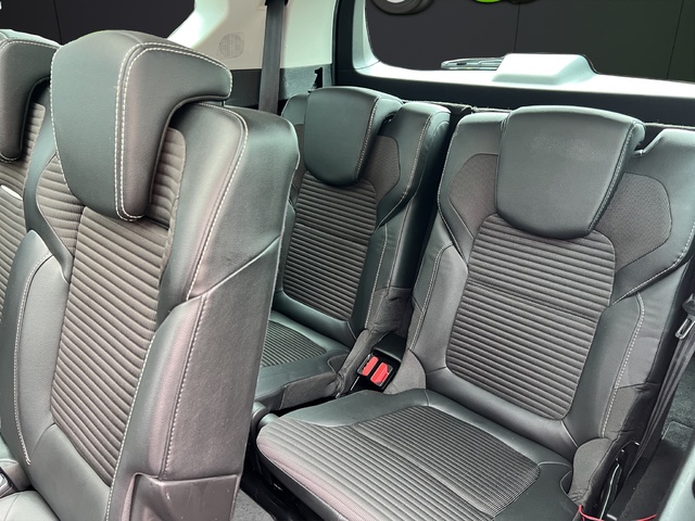 Renault Grand Scenic Zen Energy dCi 81 kW (110 CV) EDC