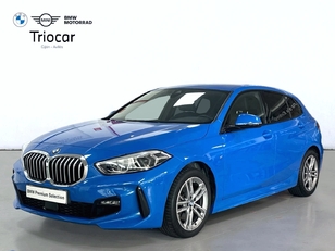 Fotos de BMW Serie 1 118d color Azul. Año 2024. 110KW(150CV). Diésel. En concesionario Triocar Gijón (Bmw y Mini) de Asturias