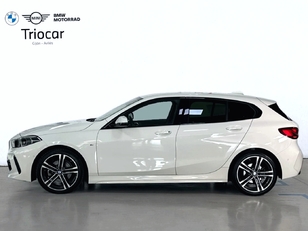 Fotos de BMW Serie 1 118i color Blanco. Año 2024. 103KW(140CV). Gasolina. En concesionario Triocar Gijón (Bmw y Mini) de Asturias