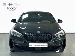 Fotos de BMW Serie 1 118d color Negro. Año 2024. 110KW(150CV). Diésel. En concesionario Triocar Gijón (Bmw y Mini) de Asturias