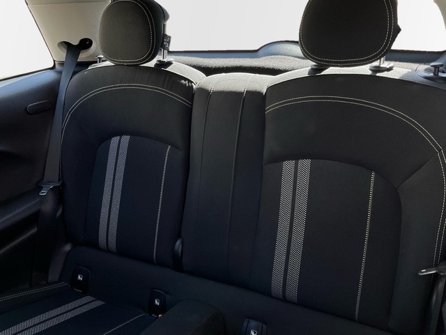 fotoG 8 del MINI MINI Cooper SE 135 kW (184 CV) 184cv Eléctrico del 2023 en Murcia