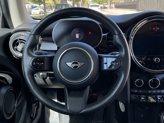 fotoG 12 del MINI MINI Cooper SE 135 kW (184 CV) 184cv Eléctrico del 2023 en Murcia