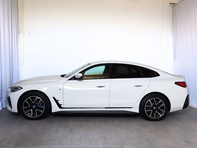 BMW i4 eDrive40 color Blanco. Año 2023. 250KW(340CV). Eléctrico. En concesionario Pruna Motor, S.L de Barcelona