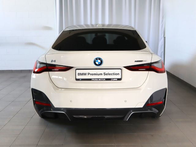 BMW i4 eDrive40 color Blanco. Año 2023. 250KW(340CV). Eléctrico. En concesionario Pruna Motor, S.L de Barcelona