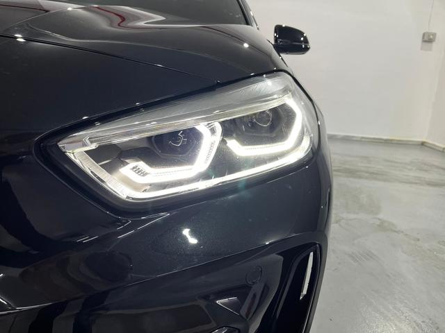 BMW Serie 1 118i color Negro. Año 2024. 103KW(140CV). Gasolina. En concesionario Unicars Ponent de Lleida