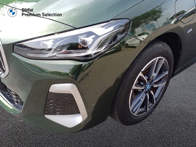 BMW Serie 2 230e Active Tourer color Verde. Año 2024. 240KW(326CV). Híbrido Electro/Gasolina. En concesionario Marmotor de Las Palmas