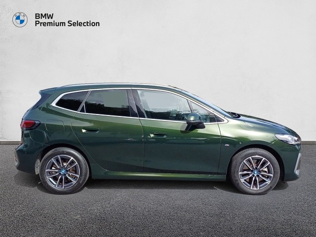 BMW Serie 2 230e Active Tourer color Verde. Año 2024. 240KW(326CV). Híbrido Electro/Gasolina. En concesionario Marmotor de Las Palmas