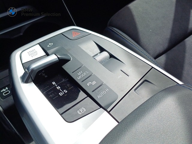 BMW Serie 2 230e Active Tourer color Verde. Año 2024. 240KW(326CV). Híbrido Electro/Gasolina. En concesionario Marmotor de Las Palmas