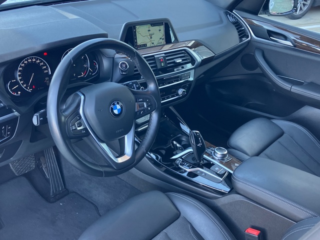 BMW X3 xDrive20d color Blanco. Año 2019. 140KW(190CV). Diésel. En concesionario Bernesga Motor León (Bmw y Mini) de León