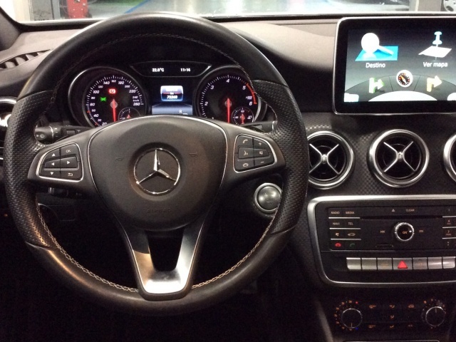Mercedes-Benz Clase A 200 d Urban 100 kW (136 CV)