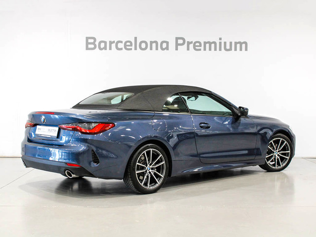 BMW Serie 4 420i Cabrio color Azul. Año 2022. 135KW(184CV). Gasolina. En concesionario Barcelona Premium -- GRAN VIA de Barcelona