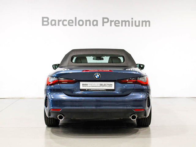 BMW Serie 4 420i Cabrio color Azul. Año 2022. 135KW(184CV). Gasolina. En concesionario Barcelona Premium -- GRAN VIA de Barcelona