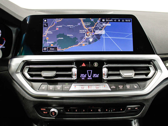 BMW Serie 4 420i Cabrio color Azul. Año 2022. 135KW(184CV). Gasolina. En concesionario Barcelona Premium -- GRAN VIA de Barcelona