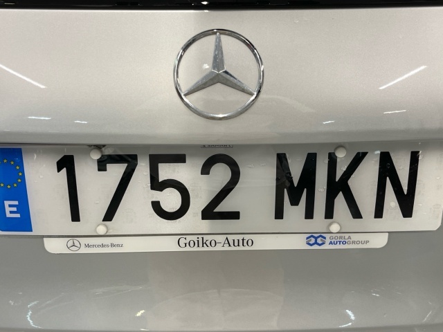 Mercedes-Benz GLB 180 100 kW (136 CV)