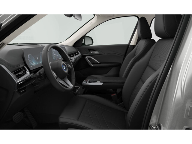 Foto 20 BMW iX1 xDrive30 230 kW (313 CV)