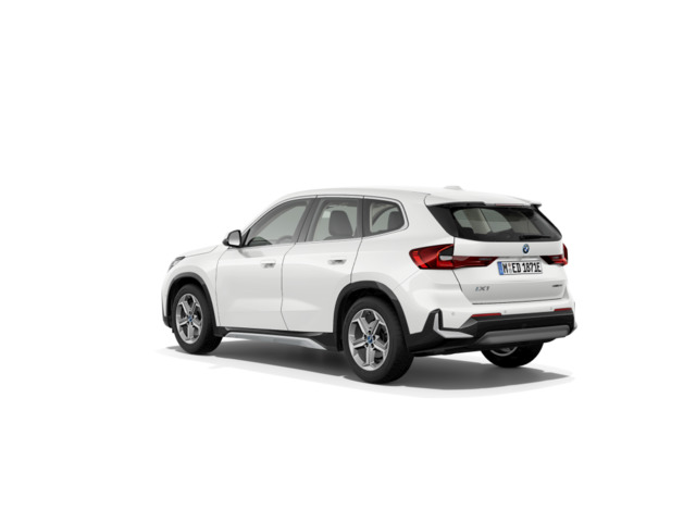 Foto 38 BMW iX1 xDrive30 230 kW (313 CV)