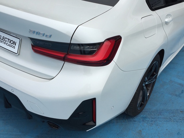 BMW Serie 3 318d color Blanco. Año 2024. 110KW(150CV). Diésel. En concesionario Grünblau Motor (Bmw y Mini) de Cantabria