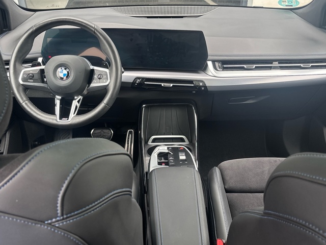 BMW Serie 2 218d Active Tourer color Negro. Año 2024. 110KW(150CV). Diésel. En concesionario Grünblau Motor (Bmw y Mini) de Cantabria