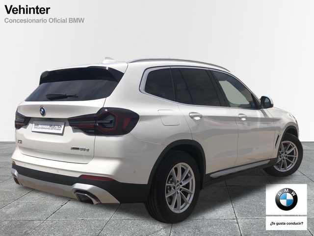 BMW X3 xDrive20d color Blanco. Año 2024. 140KW(190CV). Diésel. En concesionario Vehinter Getafe de Madrid
