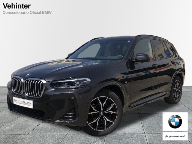 BMW X3 xDrive20d color Gris. Año 2024. 140KW(190CV). Diésel. En concesionario Vehinter Getafe de Madrid