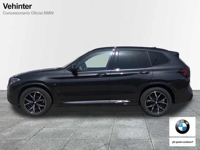 BMW X3 xDrive20d color Gris. Año 2024. 140KW(190CV). Diésel. En concesionario Vehinter Getafe de Madrid