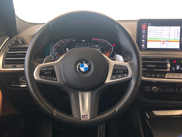 BMW X3 xDrive20d color Gris. Año 2024. 140KW(190CV). Diésel. En concesionario Vehinter Getafe de Madrid