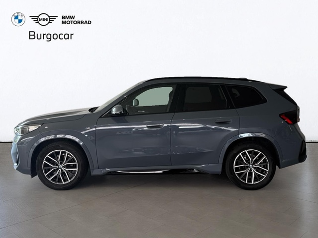BMW X1 sDrive18d color Gris. Año 2023. 110KW(150CV). Diésel. En concesionario Motor Gorbea de Álava