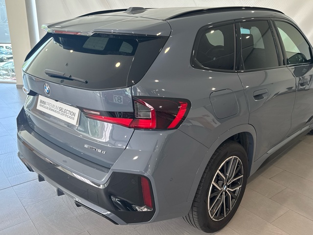 BMW X1 sDrive18d color Gris. Año 2023. 110KW(150CV). Diésel. En concesionario Motor Gorbea de Álava