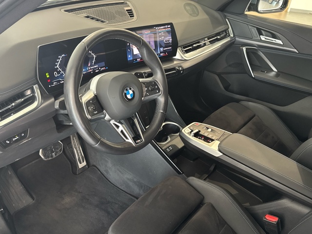 BMW X1 sDrive18d color Gris. Año 2023. 110KW(150CV). Diésel. En concesionario Motor Gorbea de Álava