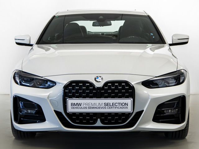 BMW Serie 4 420d Coupe color Blanco. Año 2021. 140KW(190CV). Diésel. En concesionario BMW Fuenteolid Valladolid de Valladolid