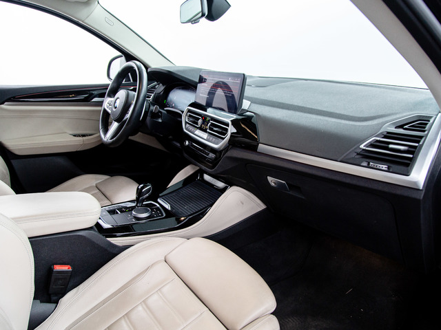 BMW X4 xDrive30d color Negro. Año 2021. 210KW(286CV). Diésel. En concesionario Movil Begar Alcoy de Alicante