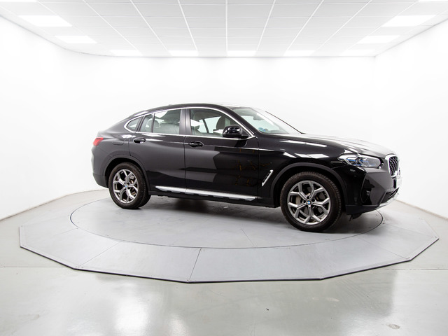 BMW X4 xDrive30d color Negro. Año 2021. 210KW(286CV). Diésel. En concesionario Movil Begar Alcoy de Alicante