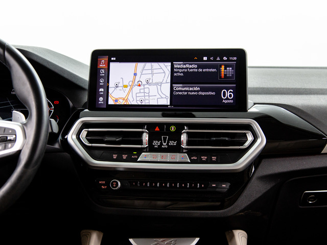 BMW X4 xDrive30d color Negro. Año 2021. 210KW(286CV). Diésel. En concesionario Movil Begar Alcoy de Alicante