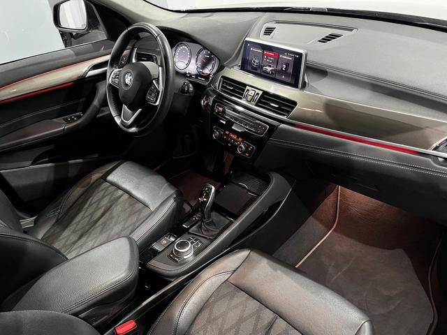 BMW X1 sDrive18d color Negro. Año 2021. 110KW(150CV). Diésel. En concesionario Unicars Ponent de Lleida