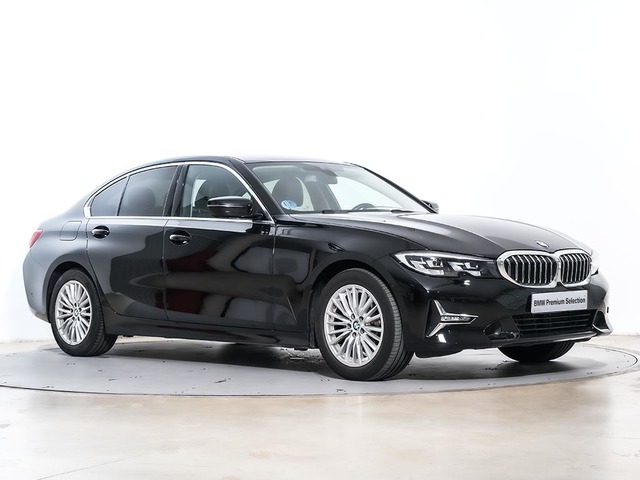 BMW Serie 3 320d color Negro. Año 2021. 140KW(190CV). Diésel. En concesionario Oliva Motor Tarragona de Tarragona