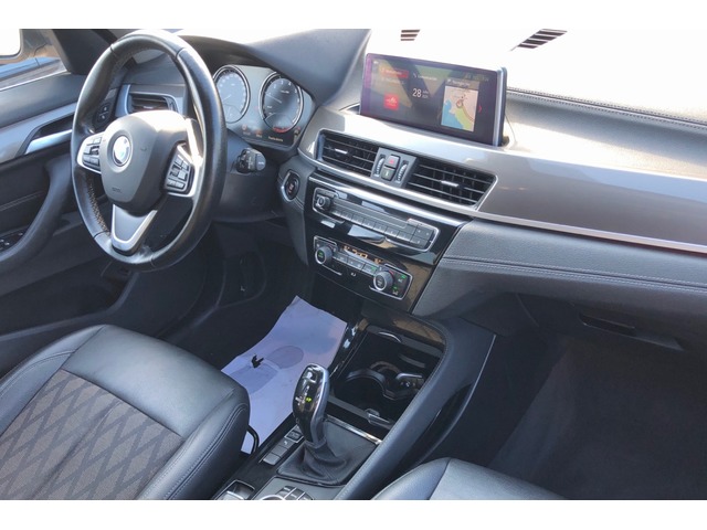 BMW X1 sDrive18i color Beige. Año 2021. 103KW(140CV). Gasolina. En concesionario Proa Premium Palma de Baleares