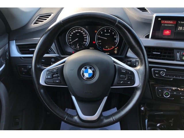 BMW X1 sDrive18i color Beige. Año 2021. 103KW(140CV). Gasolina. En concesionario Proa Premium Palma de Baleares