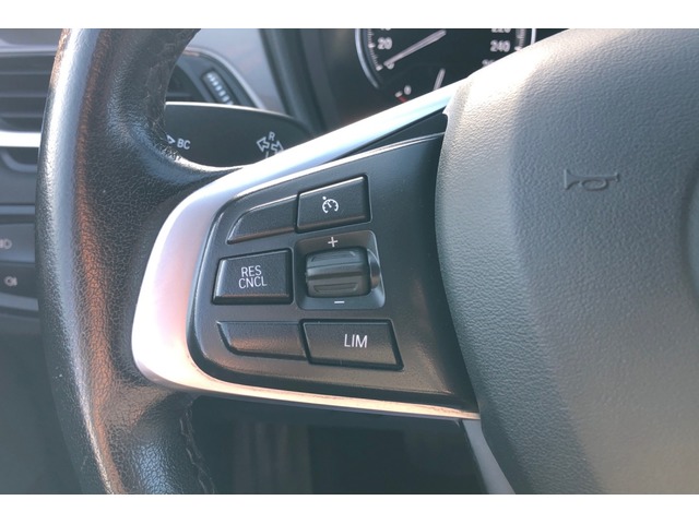 BMW X1 sDrive18i color Beige. Año 2021. 103KW(140CV). Gasolina. En concesionario Proa Premium Palma de Baleares