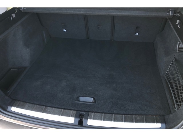 BMW X1 sDrive18i color Beige. Año 2021. 103KW(140CV). Gasolina. En concesionario Proa Premium Palma de Baleares