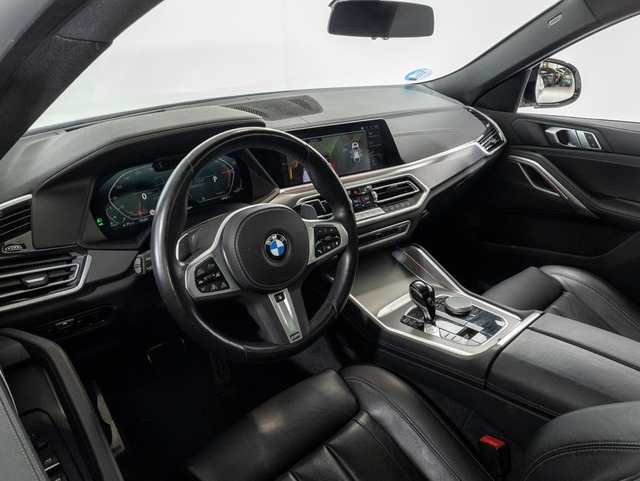 BMW X6 xDrive30d color Blanco. Año 2022. 210KW(286CV). Diésel. En concesionario Oliva Motor Girona de Girona
