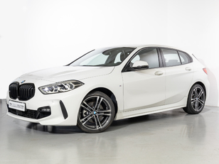 Fotos de BMW Serie 1 118i color Blanco. Año 2024. 103KW(140CV). Gasolina. En concesionario Oliva Motor Girona de Girona