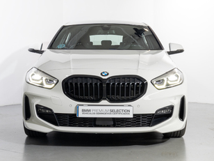 Fotos de BMW Serie 1 118i color Blanco. Año 2024. 103KW(140CV). Gasolina. En concesionario Oliva Motor Girona de Girona