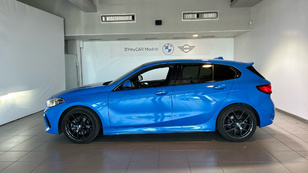 Fotos de BMW Serie 1 118d color Azul. Año 2021. 110KW(150CV). Diésel. En concesionario BYmyCAR Madrid - Alcalá de Madrid