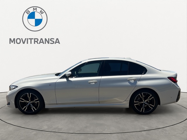 BMW Serie 3 318d color Blanco. Año 2024. 110KW(150CV). Híbrido Electro/Gasolina. En concesionario Movitransa Cars Jerez de Cádiz