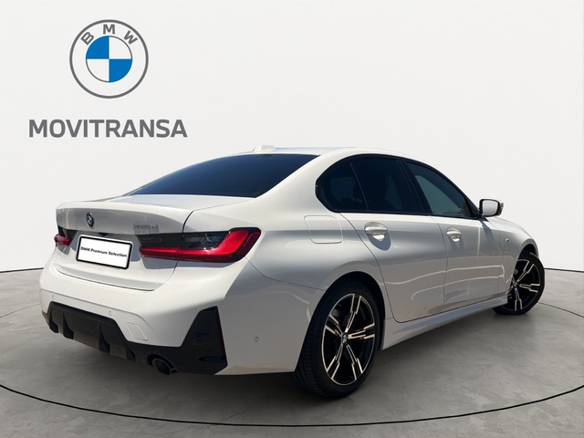 BMW Serie 3 318d color Blanco. Año 2024. 110KW(150CV). Híbrido Electro/Gasolina. En concesionario Movitransa Cars Jerez de Cádiz